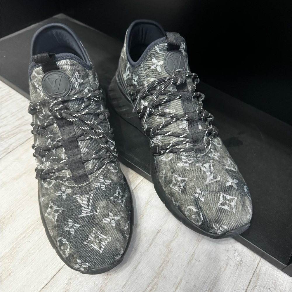 Authentic Louis Vuitton Sneakers